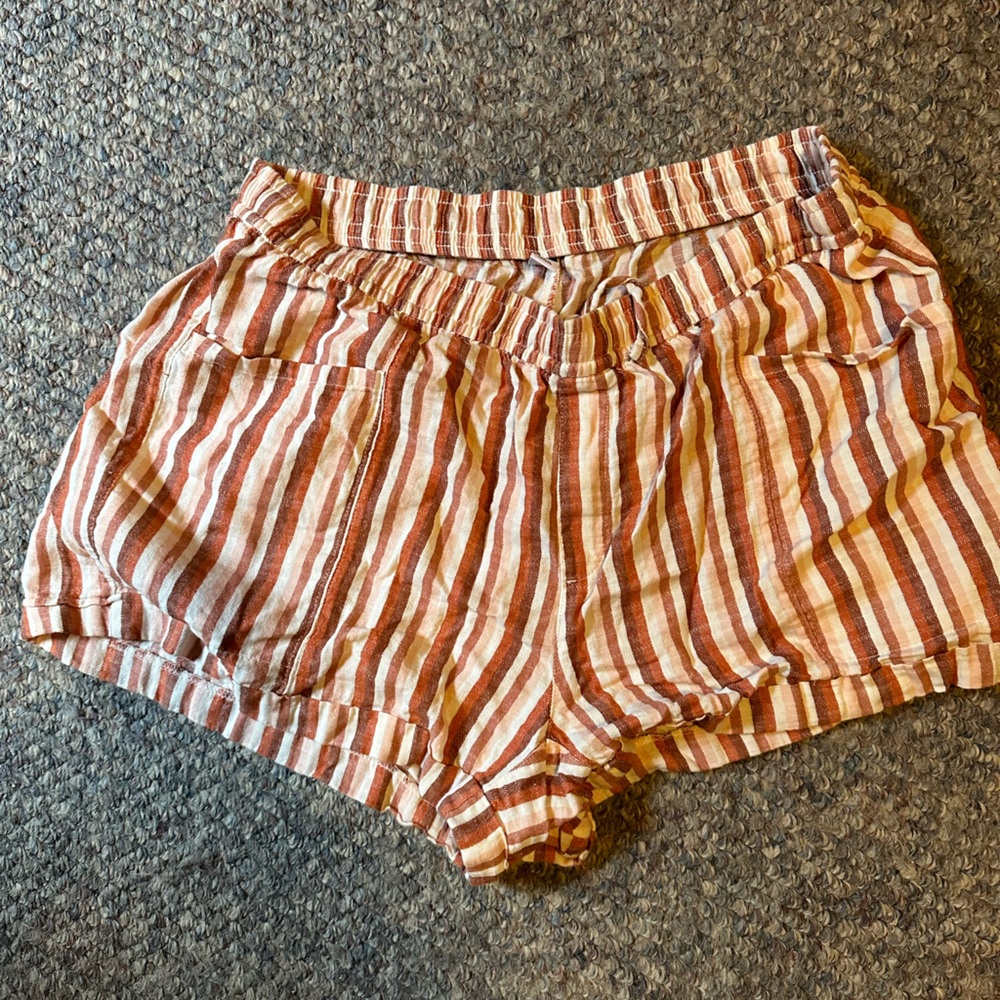 High-Waisted Linen-Blend Shorts